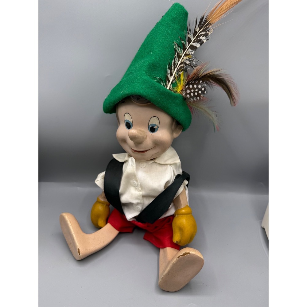 1940's Knickerbocker Pinocchio‎ Doll Disney Toy Co with Green Feather Hat 13"